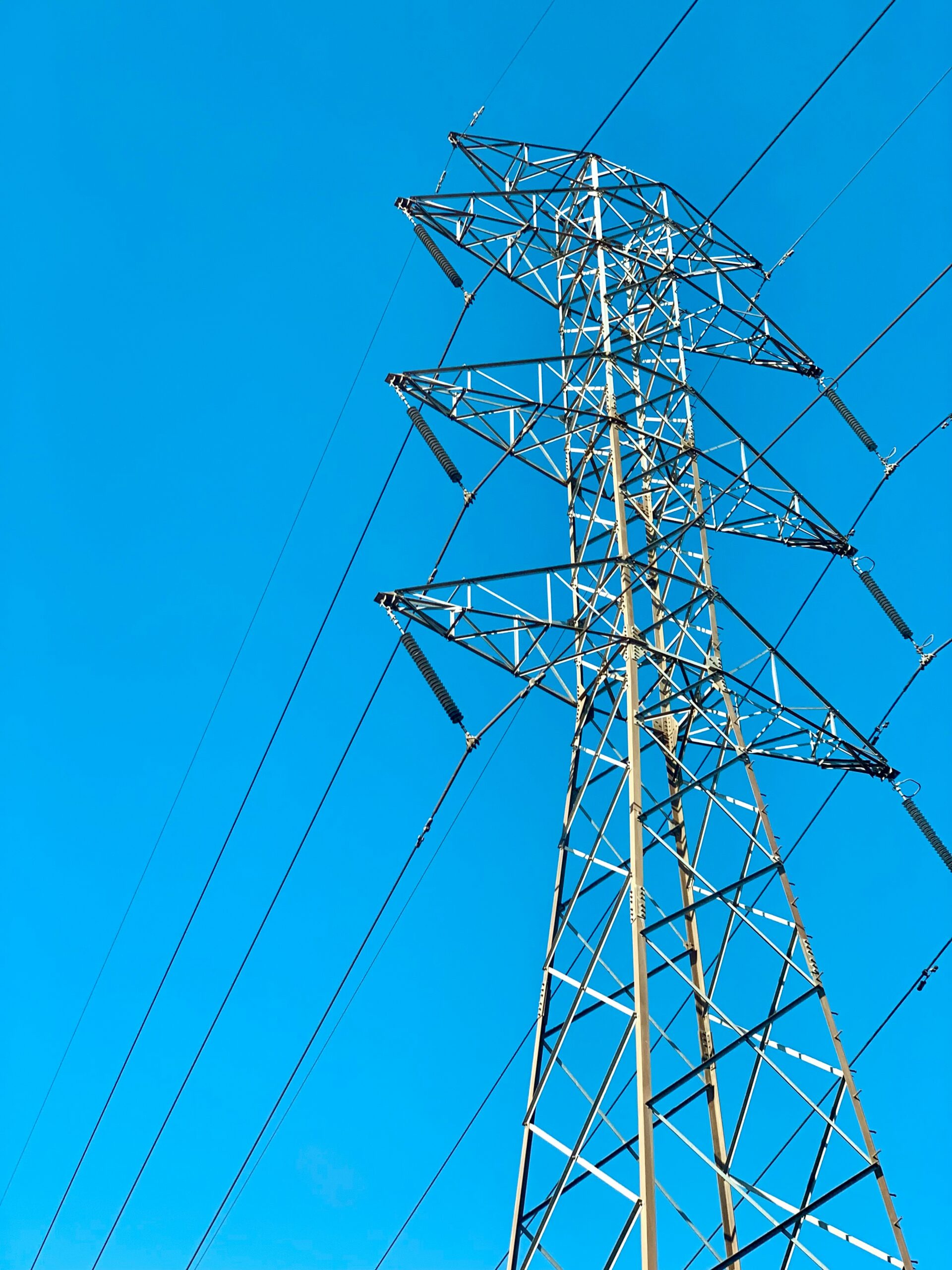 Skyline: Brazilian Transmission Platform Expands to 1,404km with Strategic Acquisitions